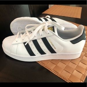 Adidas Superstar
